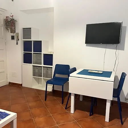 Gin Mare House فندق مبيت وإفطار *